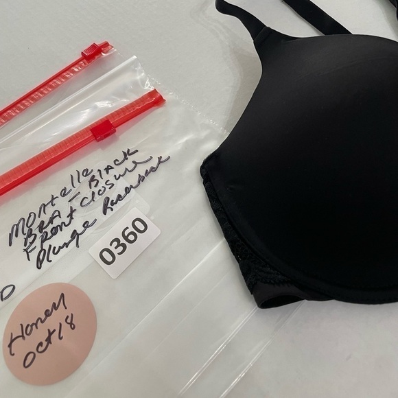 Montelle Racerback T-Shirt Bra 34D Front Closure Lace Detail Molded Cups Black - Picture 3 of 14